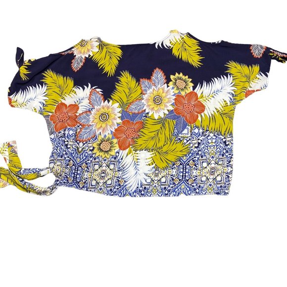 Melissa Paige Women Medium Floral Top Cold Shoulder Ties Waist and Sleeve - Picture 4 of 13